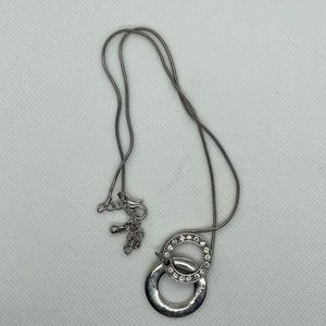 Dual ring necklace
